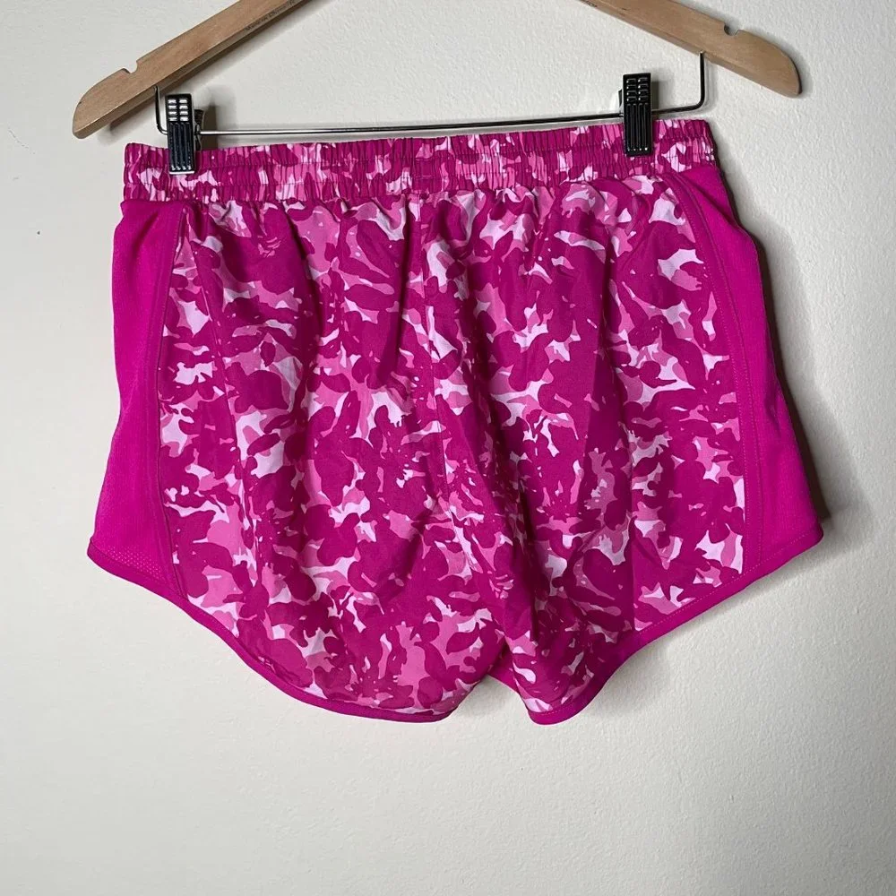 Under Armour Pink Camo Drawstring Athletic Running Womens Shorts Size S